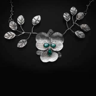 Colgante Flor Pensamiento Piedra Malaquita Noga Arts